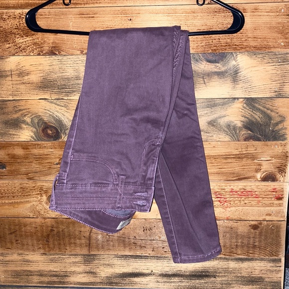 Hollister Crop Jeans, size 5 - Picture 3 of 3